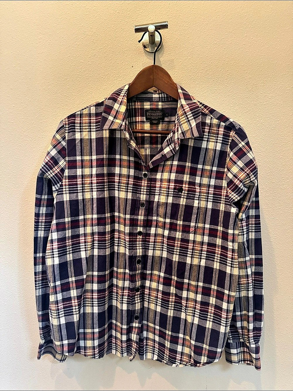 Pendleton women’s Plaid Button Down Shirt in Blue & Red